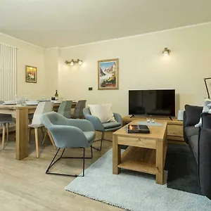 Apartment Ensa - Alpes Travel - - Sleeps 4, Chamonix